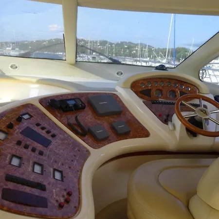 보트호텔 Motorboat Murano In 스키아토스 타운