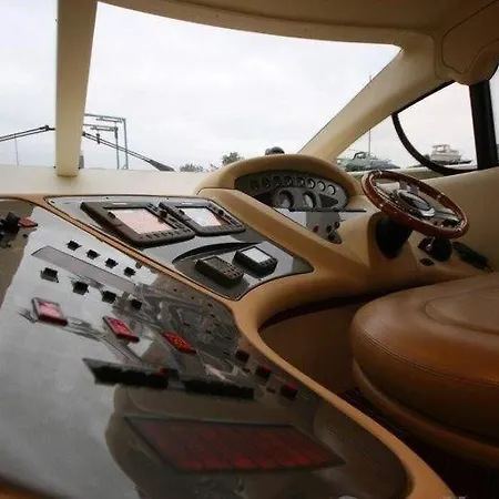 보트호텔 Motorboat Murano In *