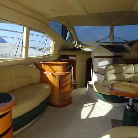 보트호텔 Motorboat Murano In